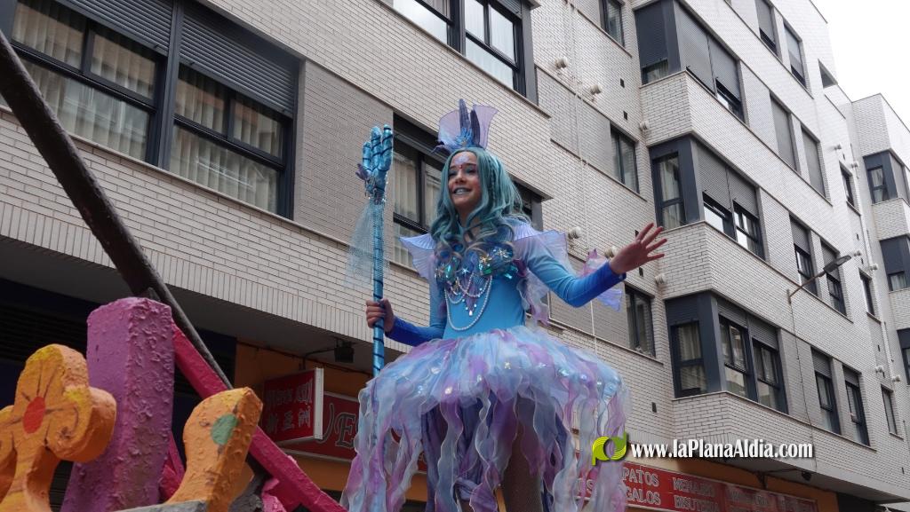 Borriana celebra la Cavalcada del Ninot Infantil amb desfilades i premis