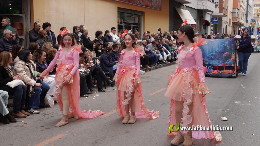 Borriana celebra la Cavalcada del Ninot Infantil amb desfilades i premis