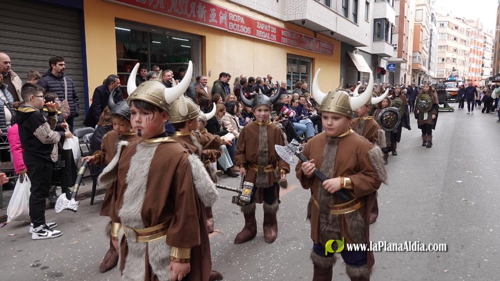 Borriana celebra la Cavalcada del Ninot Infantil amb desfilades i premis