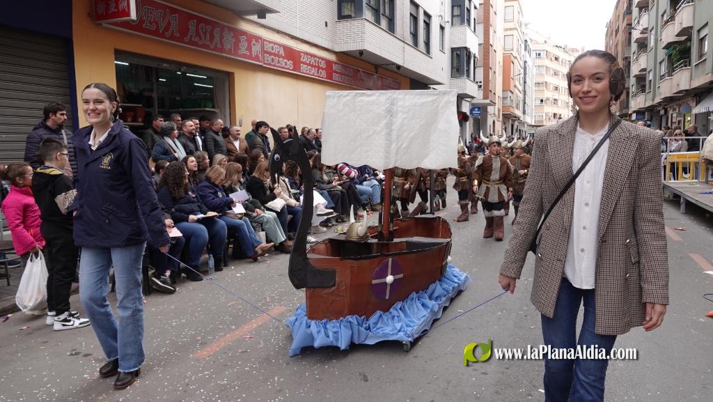 Borriana celebra la Cavalcada del Ninot Infantil amb desfilades i premis