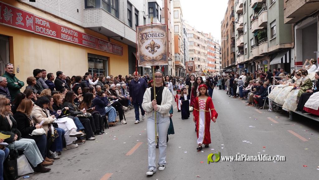 Borriana celebra la Cavalcada del Ninot Infantil amb desfilades i premis