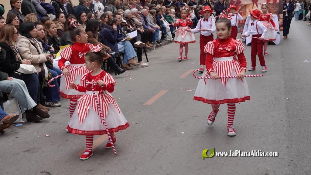 Borriana celebra la Cavalcada del Ninot Infantil amb desfilades i premis