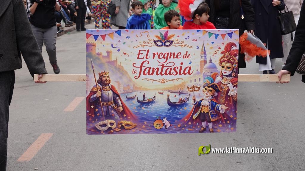 Borriana celebra la Cavalcada del Ninot Infantil amb desfilades i premis