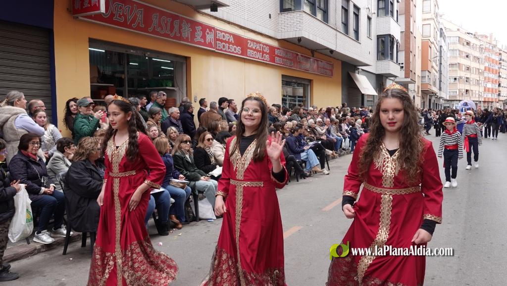 Borriana celebra la Cavalcada del Ninot Infantil amb desfilades i premis