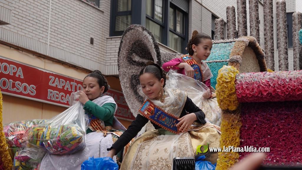 Borriana celebra la Cavalcada del Ninot Infantil amb desfilades i premis