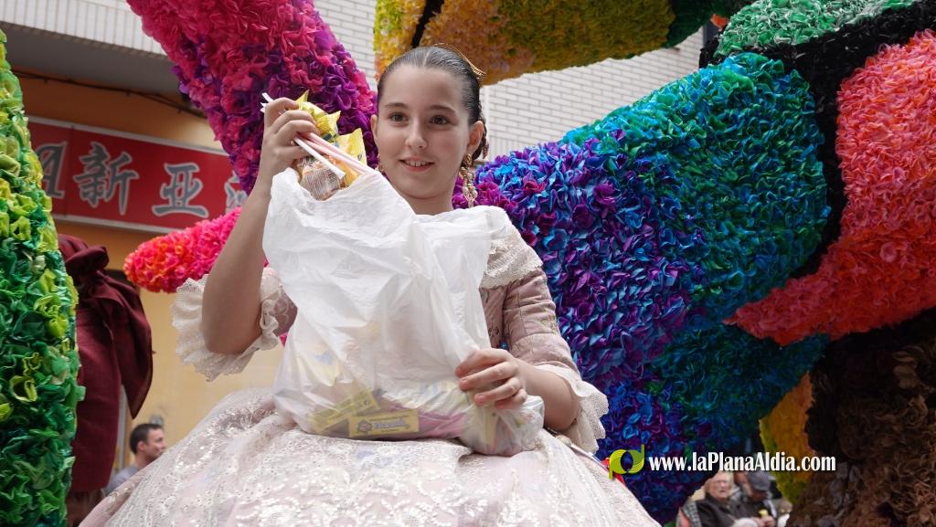 Borriana celebra la Cavalcada del Ninot Infantil amb desfilades i premis