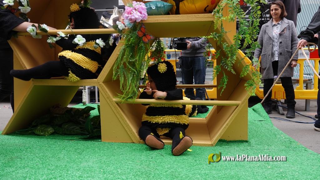 Borriana celebra la Cavalcada del Ninot Infantil amb desfilades i premis