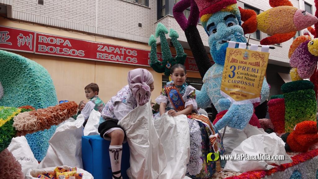 Borriana celebra la Cavalcada del Ninot Infantil amb desfilades i premis