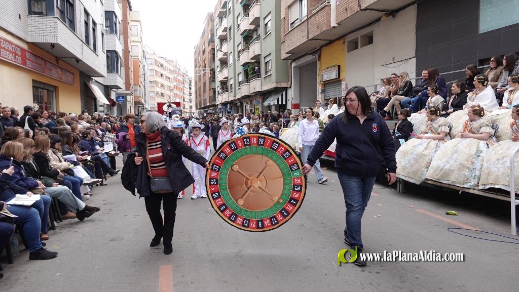 Borriana celebra la Cavalcada del Ninot Infantil amb desfilades i premis