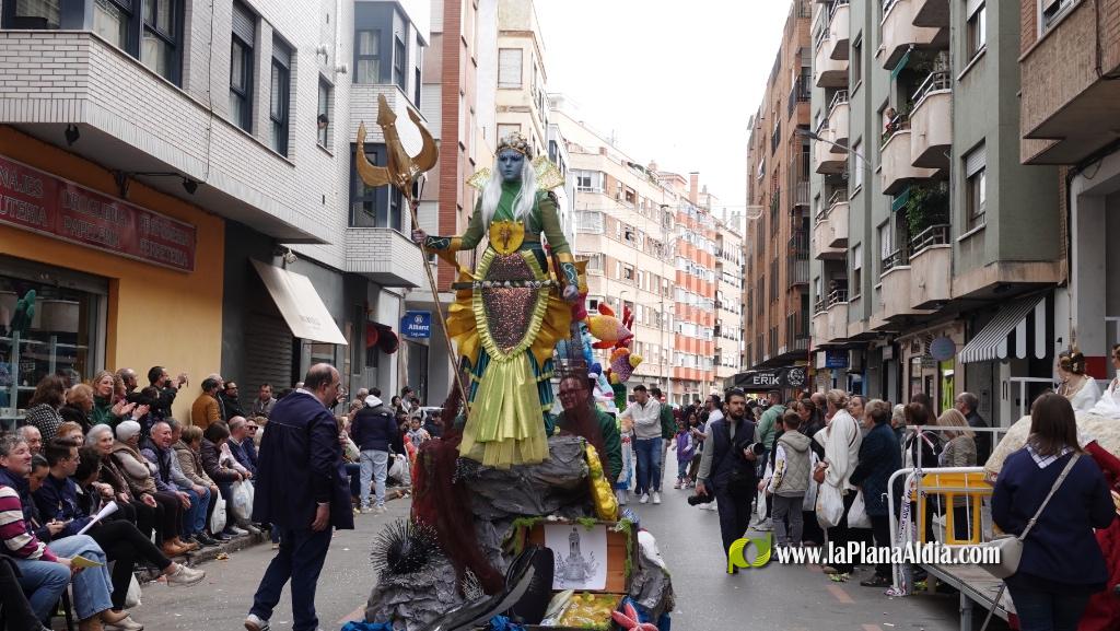 Borriana celebra la Cavalcada del Ninot Infantil amb desfilades i premis