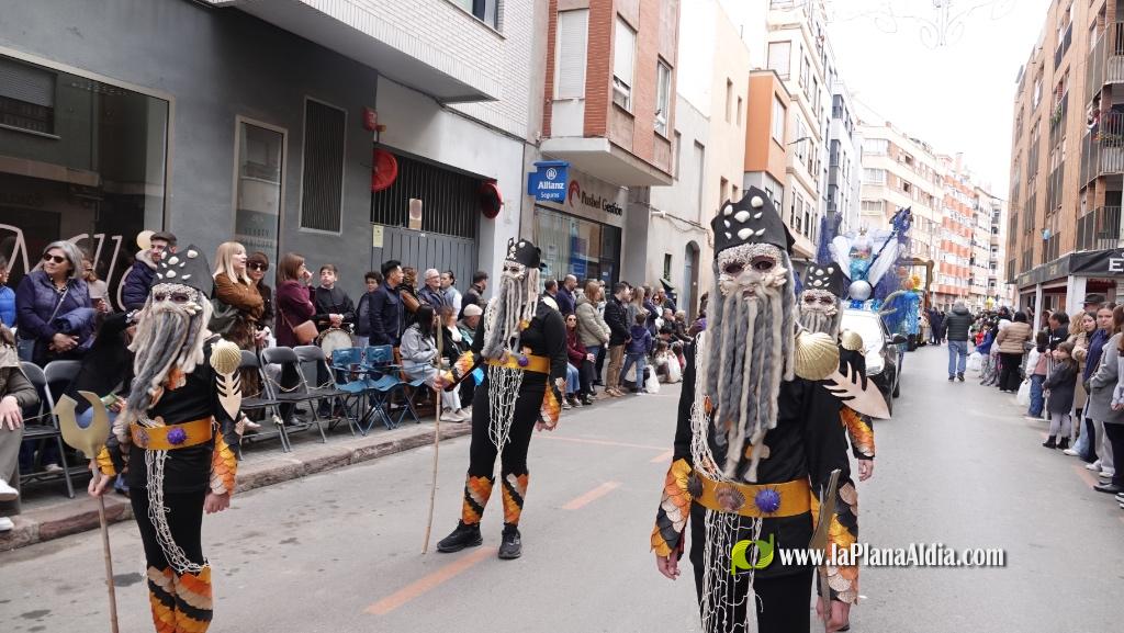 Borriana celebra la Cavalcada del Ninot Infantil amb desfilades i premis