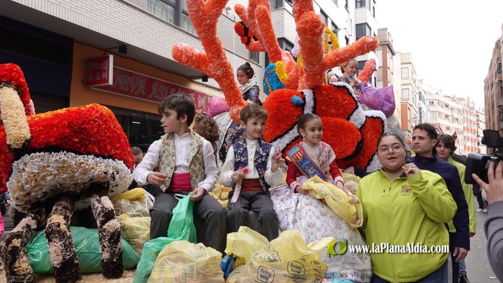 Borriana celebra la Cavalcada del Ninot Infantil amb desfilades i premis