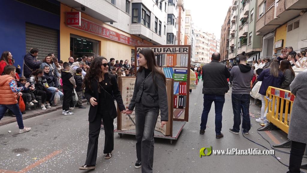 Borriana celebra la Cavalcada del Ninot Infantil amb desfilades i premis