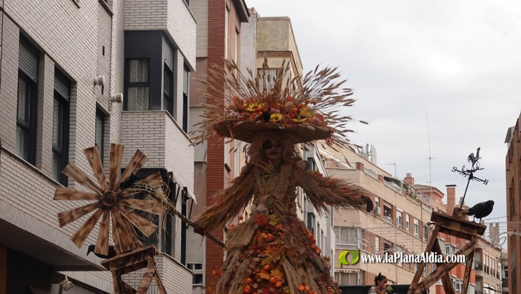 Borriana celebra la Cavalcada del Ninot Infantil amb desfilades i premis