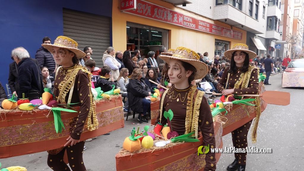 Borriana celebra la Cavalcada del Ninot Infantil amb desfilades i premis