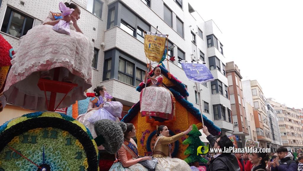 Borriana celebra la Cavalcada del Ninot Infantil amb desfilades i premis