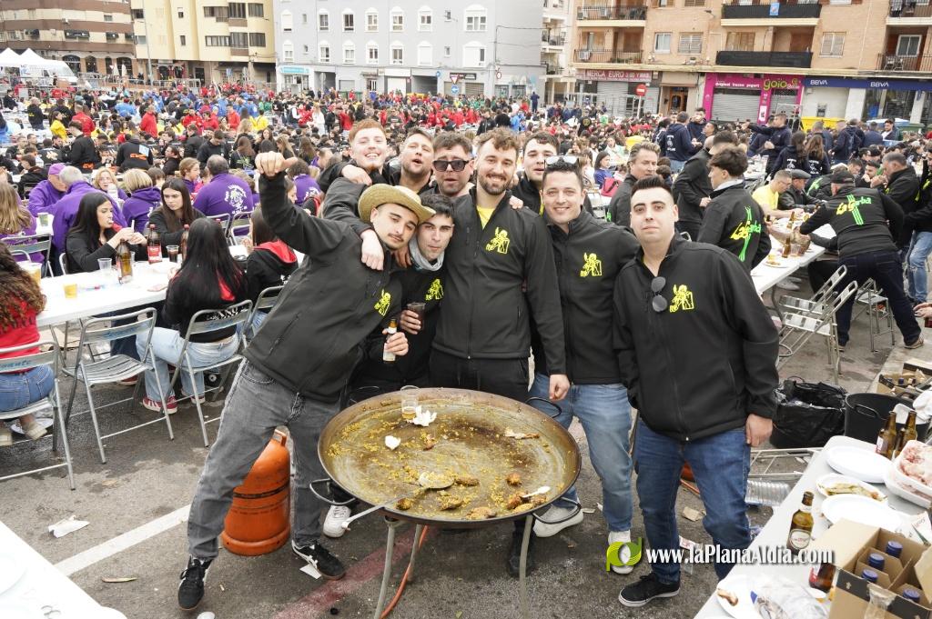 Les Penyes celebren el Mig Any Fester amb una multitudin?ria jornada de conviv?ncia