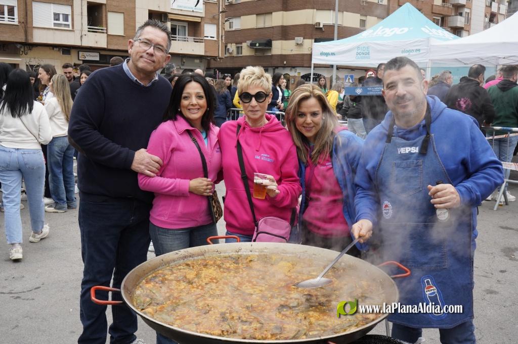 Les Penyes celebren el Mig Any Fester amb una multitudin?ria jornada de conviv?ncia