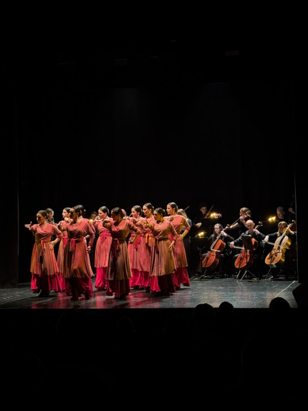 el-centre-municipal-de-les-arts-de-burriana-inaugura-la-cuarta-edicion-del-ciclo-tota-la-dansa-a-escena-con-el-espectaculo-doble-tra