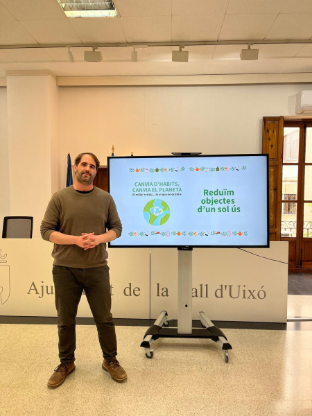 la-vall-d-uixo-aborda-el-repte-de-la-gestio-de-residus-amb-una-nova-campanya-de-conscienciacio