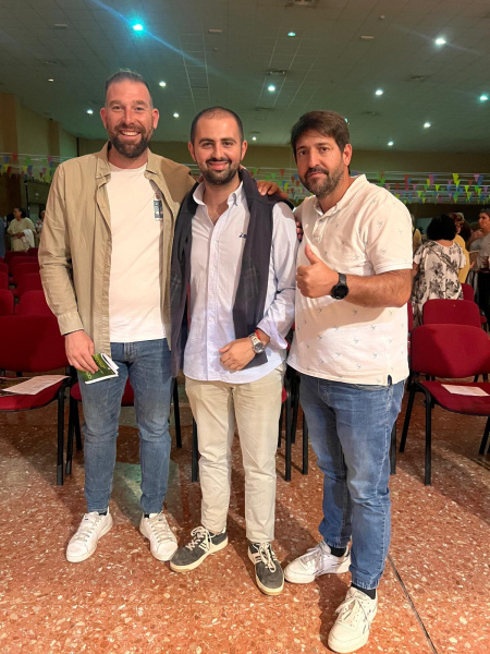 el-pp-de-navajas-se-compromete-a-defender-las-ideas-de-los-vecinos-frente-a-un-gobierno-que-las-veta-por-ideologia