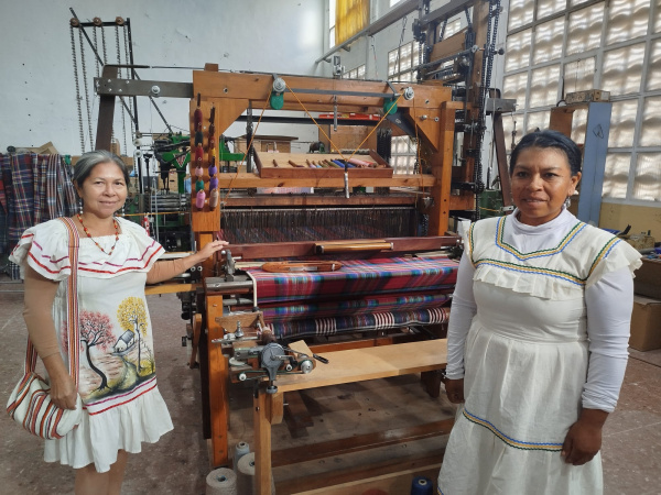 Las voces de mujeres emprendedoras de Bolivia recorren la Comunitat Valenciana en la 21� edici�n de 'Ser mujer al sur'