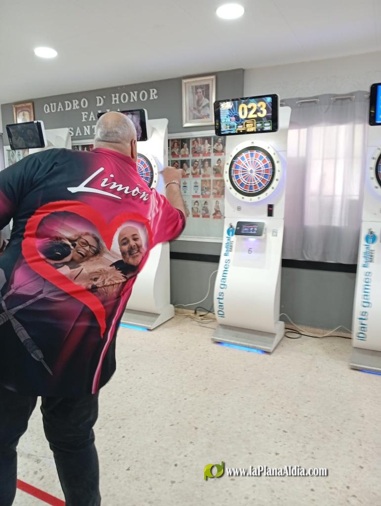 El alcorino David Nebot en el Top 10 Mundial de Competici?n de Dardos