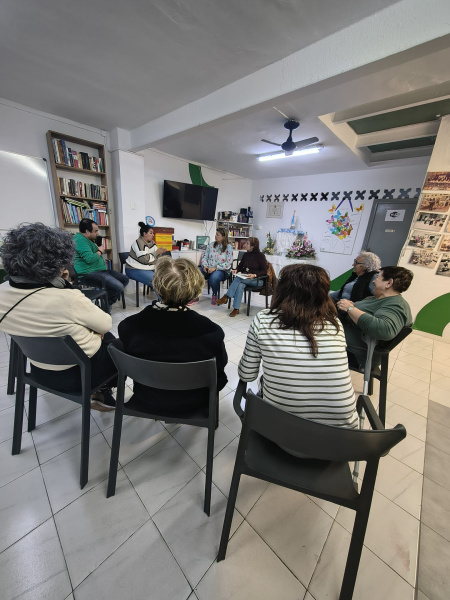 El PSPV eleva a Carrasco las quejas vecinales sobre la movilidad en el distrito sur de Castell�