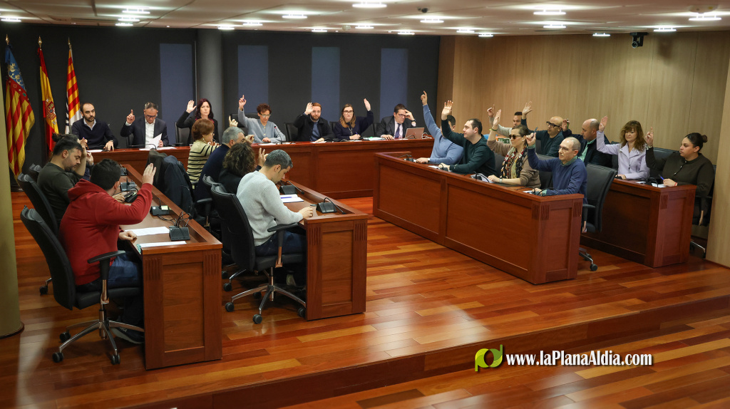 Onda logra consenso pol�tico para exigir un Plan de Emergencia en defensa del sector cer�mico