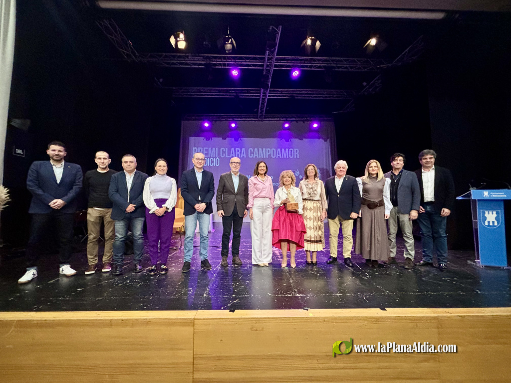 Almassora entrega el XI Premi Clara Campoamor a la fil�loga Marilo Limo Escura per la seua destacada traject�ria acad�mica i cultural, en un emotiu acte celebrat a la Casa de la Cultura amb motiu del Dia Internacional de la Dona
