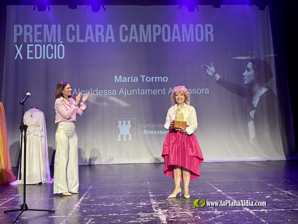 Almassora entrega el XI Premi Clara Campoamor a la fil�loga Marilo Limo Escura per la seua destacada traject�ria acad�mica i cultural, en un emotiu acte celebrat a la Casa de la Cultura amb motiu del Dia Internacional de la Dona