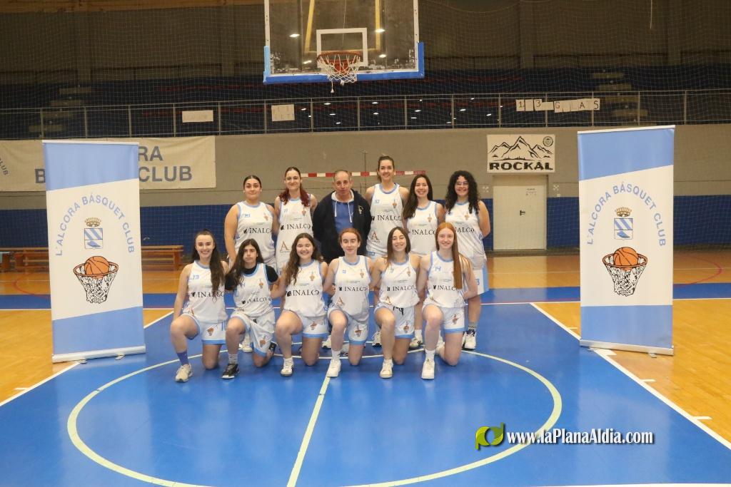 Presentaci?n de l'Alcora B.C con 13 equipos de baloncesto y r?cord de fichas deportivas  