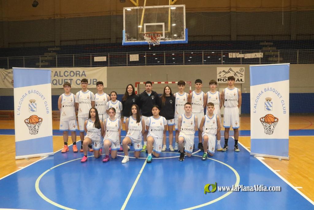 Presentaci?n de l'Alcora B.C con 13 equipos de baloncesto y r?cord de fichas deportivas  