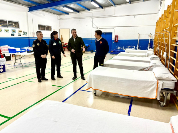 Ortola visita el PICE en su primer d�a de funcionamiento y subraya su papel para evitar la saturaci�n hospitalaria durante la Magdalena