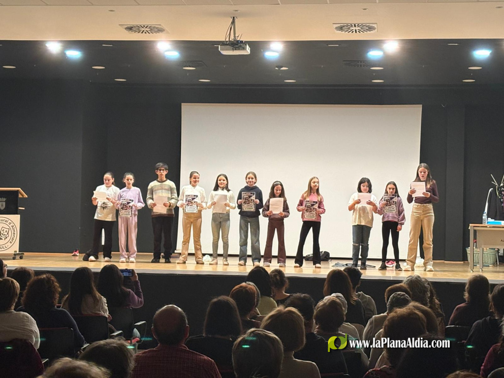 Almenara commemora el 8M amb una jornada d'activitats culturals, esportives i reivindicatives