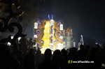 Castell? s'il?lumina amb l'Encesa de les Gaiates en una nit de llum i color