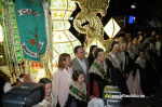 Castell? s'il?lumina amb l'Encesa de les Gaiates en una nit de llum i color