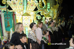 Castell? s'il?lumina amb l'Encesa de les Gaiates en una nit de llum i color