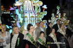 Castell? s'il?lumina amb l'Encesa de les Gaiates en una nit de llum i color