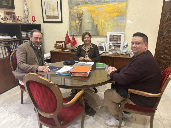 segorbe-y-la-uji-conmemoran-un-a-o-de-convenio-para-acercar-recursos-a-pacientes-oncologicos