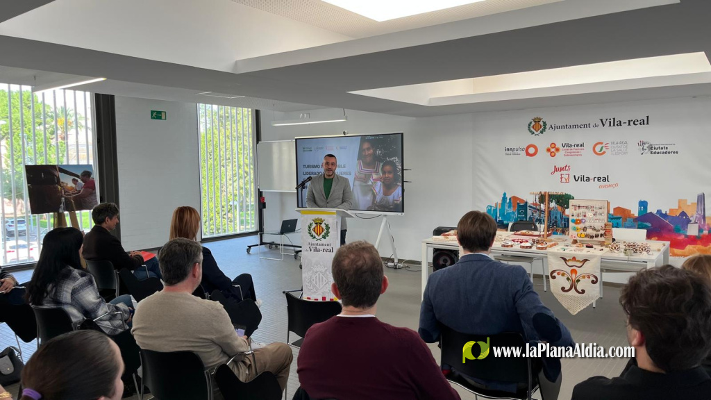 El testimoni de dones emprenedores de Bol�via arriba a la Comunitat Valenciana amb la 21a edici� de 'Ser dona al sud'