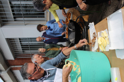 Borriana d�na la benvinguda a la setmana de Falles amb un taller de bunyols al Historiador Viciana