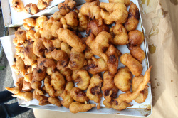 Borriana d�na la benvinguda a la setmana de Falles amb un taller de bunyols al Historiador Viciana