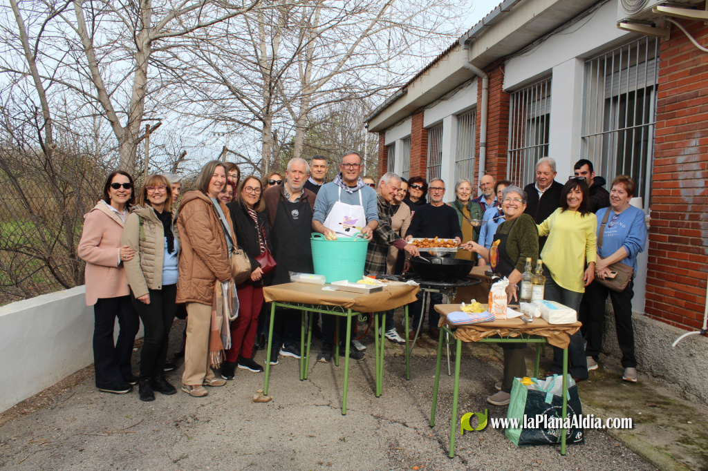 Borriana d�na la benvinguda a la setmana de Falles amb un taller de bunyols al Historiador Viciana