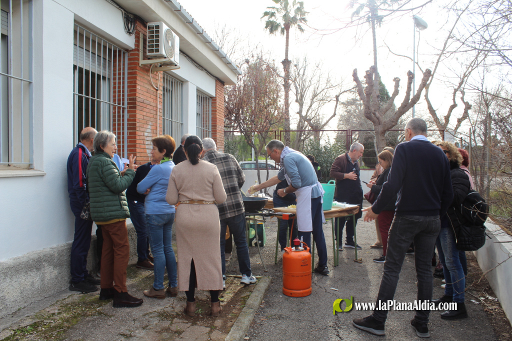 Borriana d�na la benvinguda a la setmana de Falles amb un taller de bunyols al Historiador Viciana