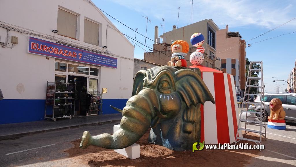 Burriana celebra la Plant? de la falla inclusiva de AFDEM sota el lema 'El gran circ d'Espanya'
