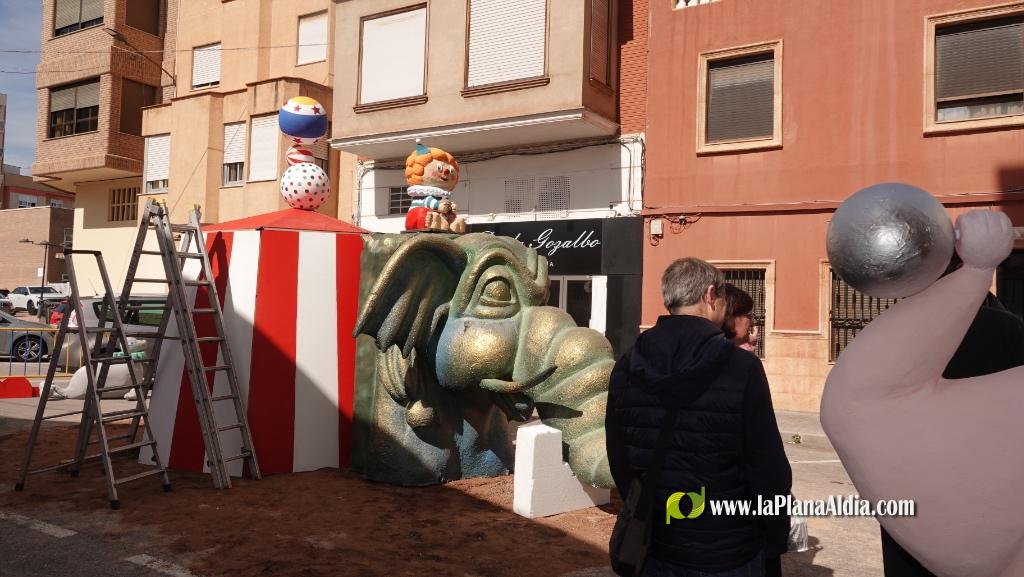 Burriana celebra la Plant? de la falla inclusiva de AFDEM sota el lema 'El gran circ d'Espanya'