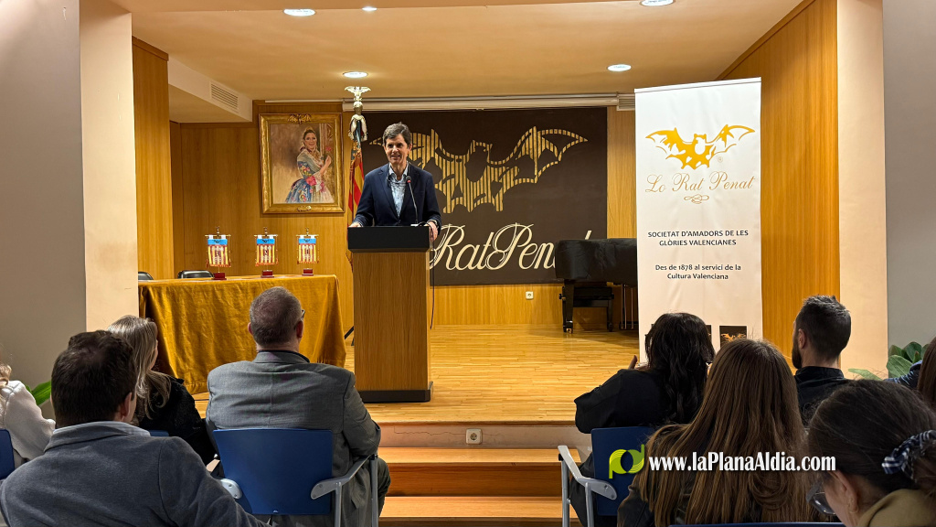 Lo Rat Penat entrega els premis als millors bunyols valencians