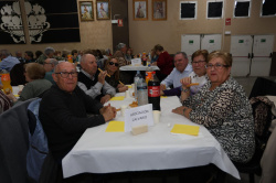 Borriana organitza una vesprada per als majors amb berenar i ball a la Llar Fallera