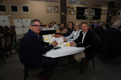 Borriana organitza una vesprada per als majors amb berenar i ball a la Llar Fallera